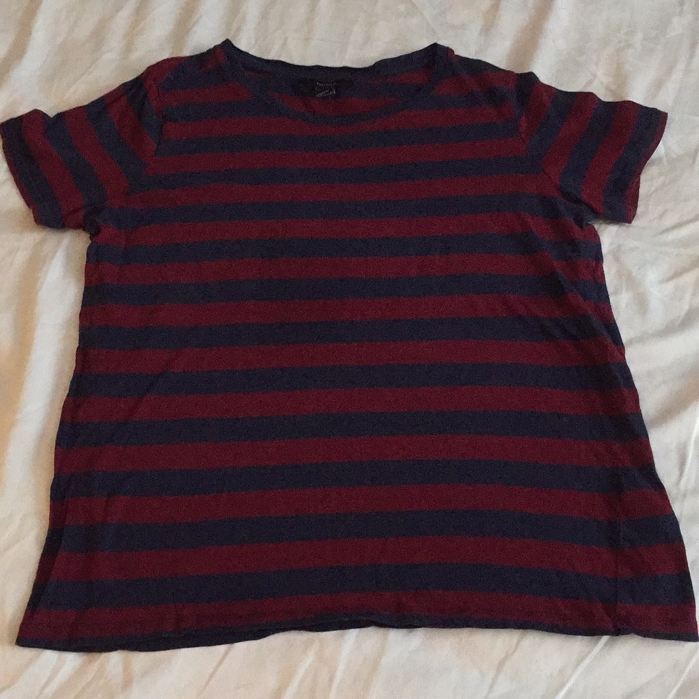 Forever 21 striped tee shirt